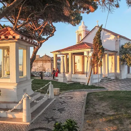 Apartment Traditional With A Terrace, Ac And Fast Internet Lisbon